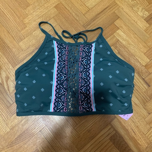Ardene bikini top (4 for $30)